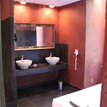 ベッド・アンド・ブレックファスト Chambres D'hotes Chateau De Viviez