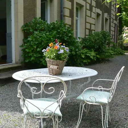 Chambres D'hotes Chateau De Viviez