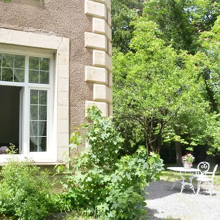 Chambres D'hotes Chateau De * Viviez