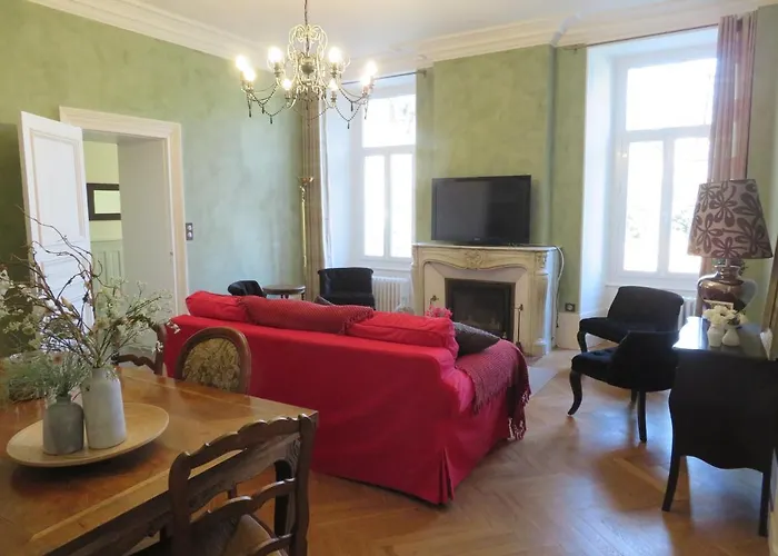 Bed & Breakfast Chambres D'hotes Chateau De *
