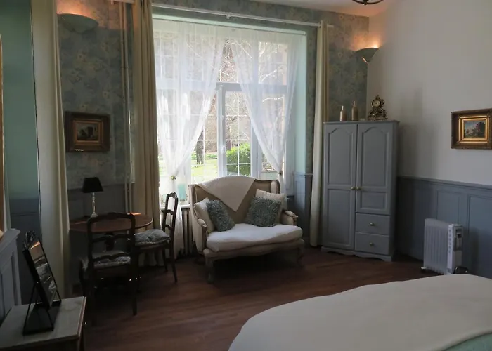 Chambres D'hotes Chateau De Bed & Breakfast