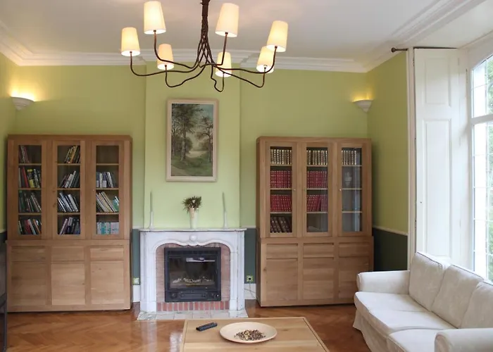 Chambres D'hotes Chateau De * Viviez