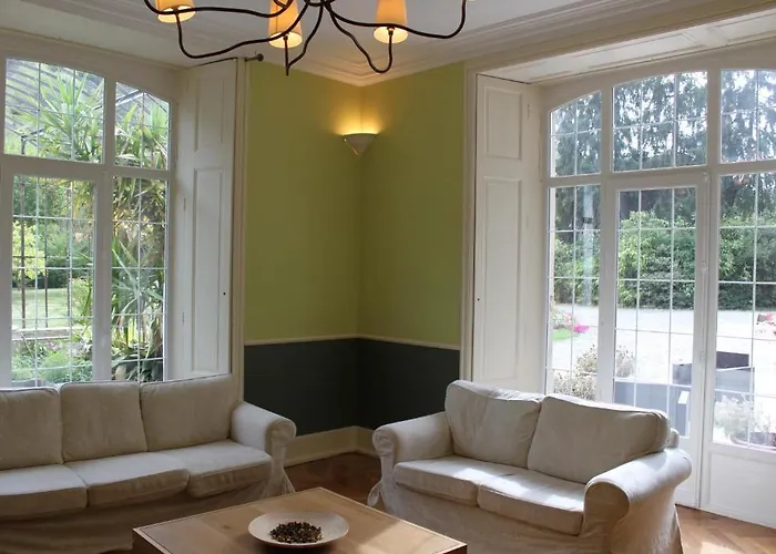 Chambres D'hotes Chateau De *