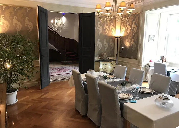 Chambres D'hotes Chateau De *