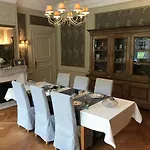 Chambres D'hotes Chateau De * Viviez