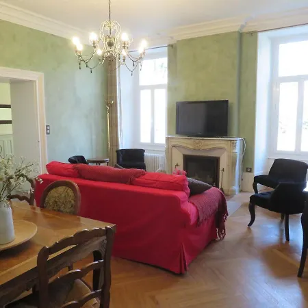 فندق مبيت وإفطار Chambres D'hotes Chateau De *