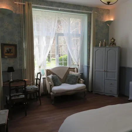 Chambres D'hotes Chateau De فندق مبيت وإفطار