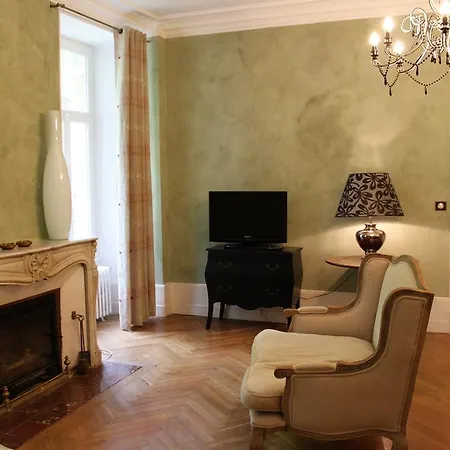 Bed & Breakfast Chambres D'hotes Chateau De Viviez