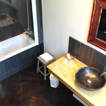 Chambres D'hotes Chateau De * Viviez