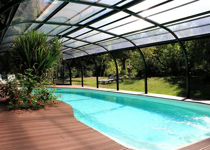 Chambres D'hotes Chateau De B&B Viviez